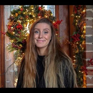 Meet your Posher, Simone